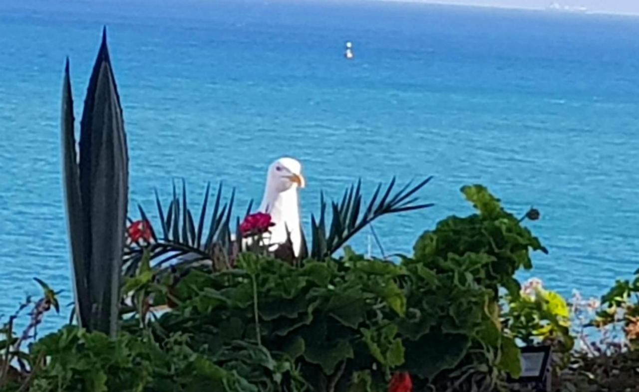 Appartement bord de mer et piscine Tanger Extérieur photo